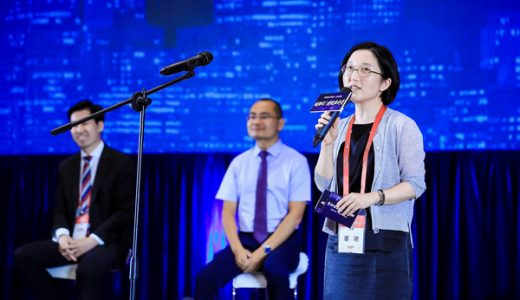 眼视光行业首届“吐槽”脱口秀：一场别样的专家“演”讨会