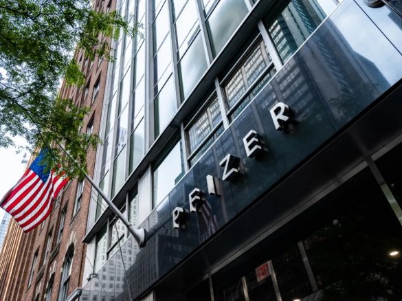辉瑞与三生制药就创新癌症免疫疗法完成授权协议；中国医药总经理变更；罗氏、波士顿科学、赛多利斯、勃林格殷格翰发布财报 | 日报