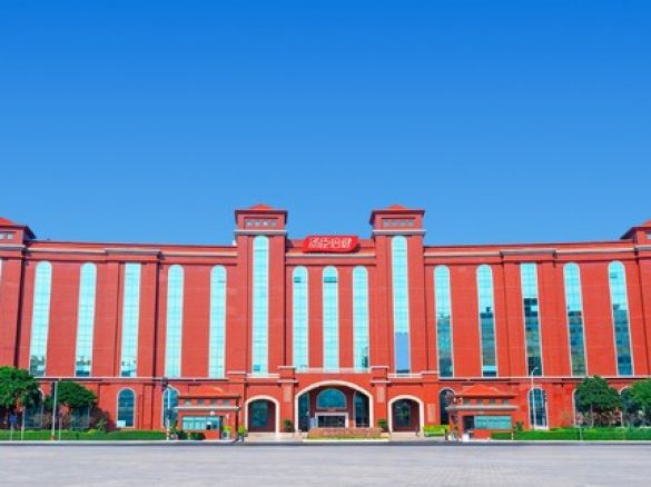 汤臣倍健2025年净利润同比增长19.81%